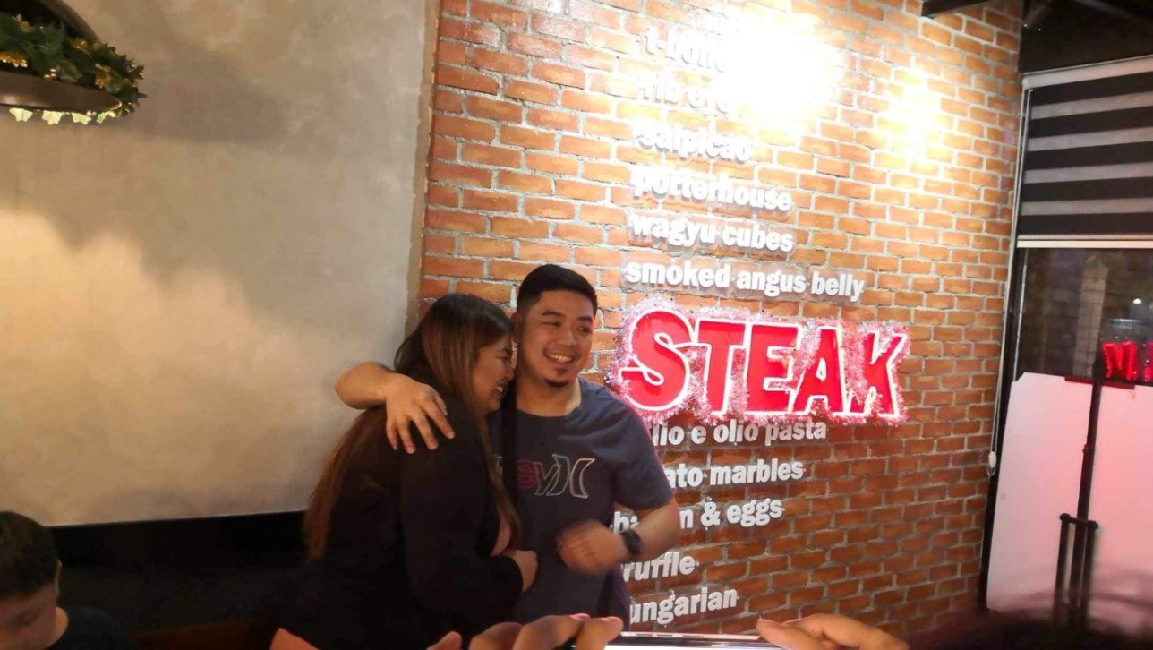 3 A love story unfolded at Escobar’s Steakhouse, Congratulations sa proposal, Patrons